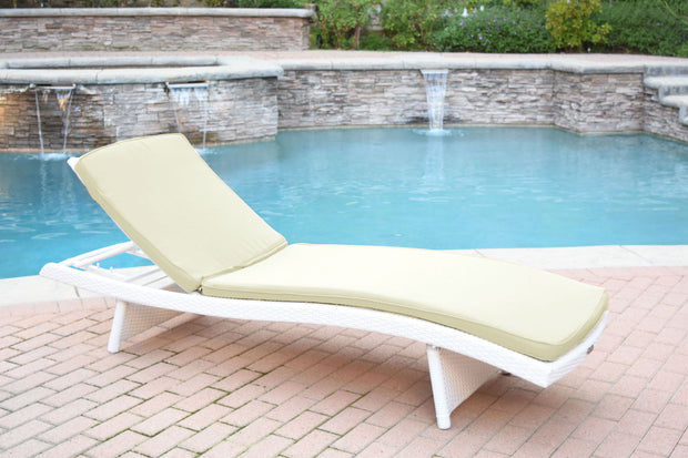 White Wicker Adjustable Chaise Lounger with Hunter Green Cushion