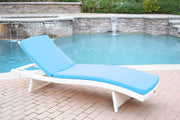 White Wicker Adjustable Chaise Lounger with Hunter Green Cushion